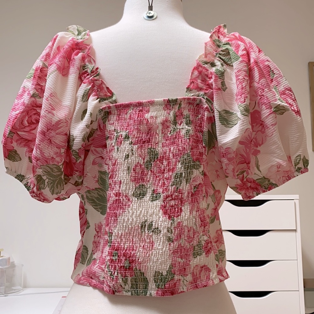 Floral top - Picture 10 of 11
